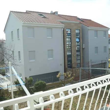 Apartmán With A Parking Space - 13335 Split